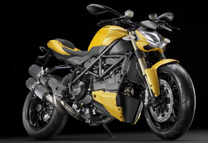 Η εκπληκτική Ducati Streetfighter θα είναι διαθέσιμη από το Νοέμβριο.